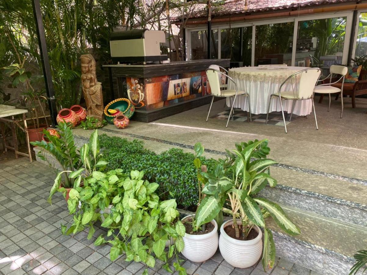 Royal Palms Luxury Service Apartment Наґпур Екстер'єр фото
