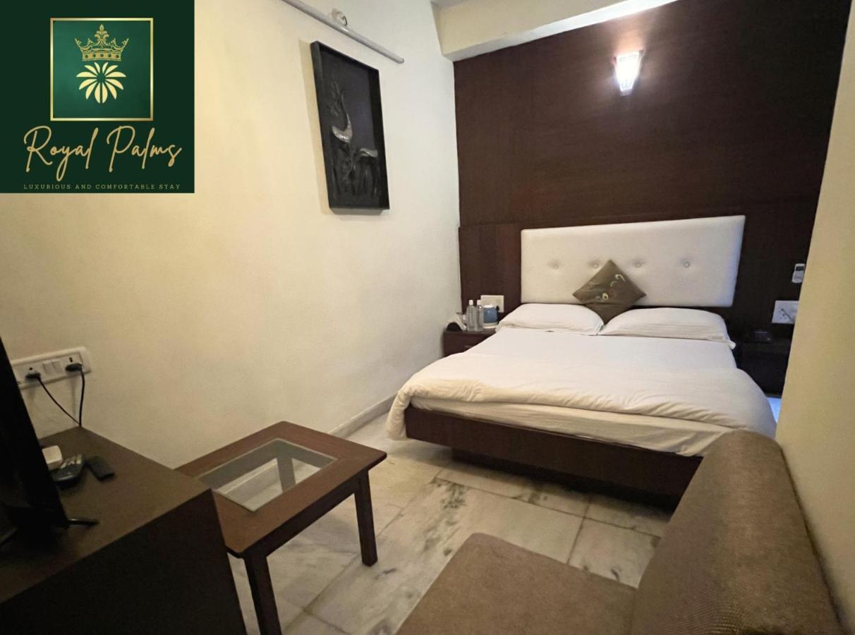 Royal Palms Luxury Service Apartment Наґпур Екстер'єр фото