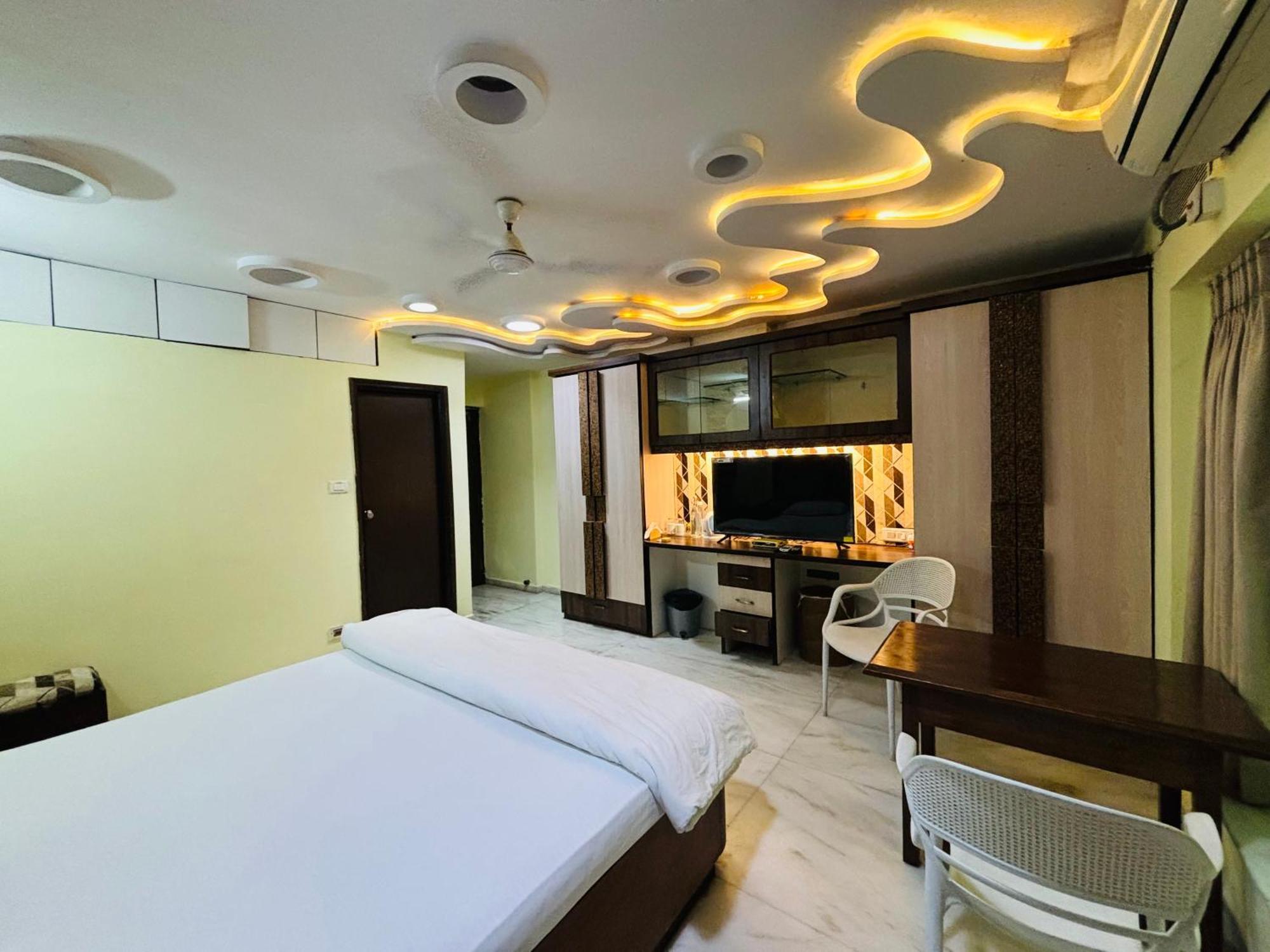 Royal Palms Luxury Service Apartment Наґпур Екстер'єр фото